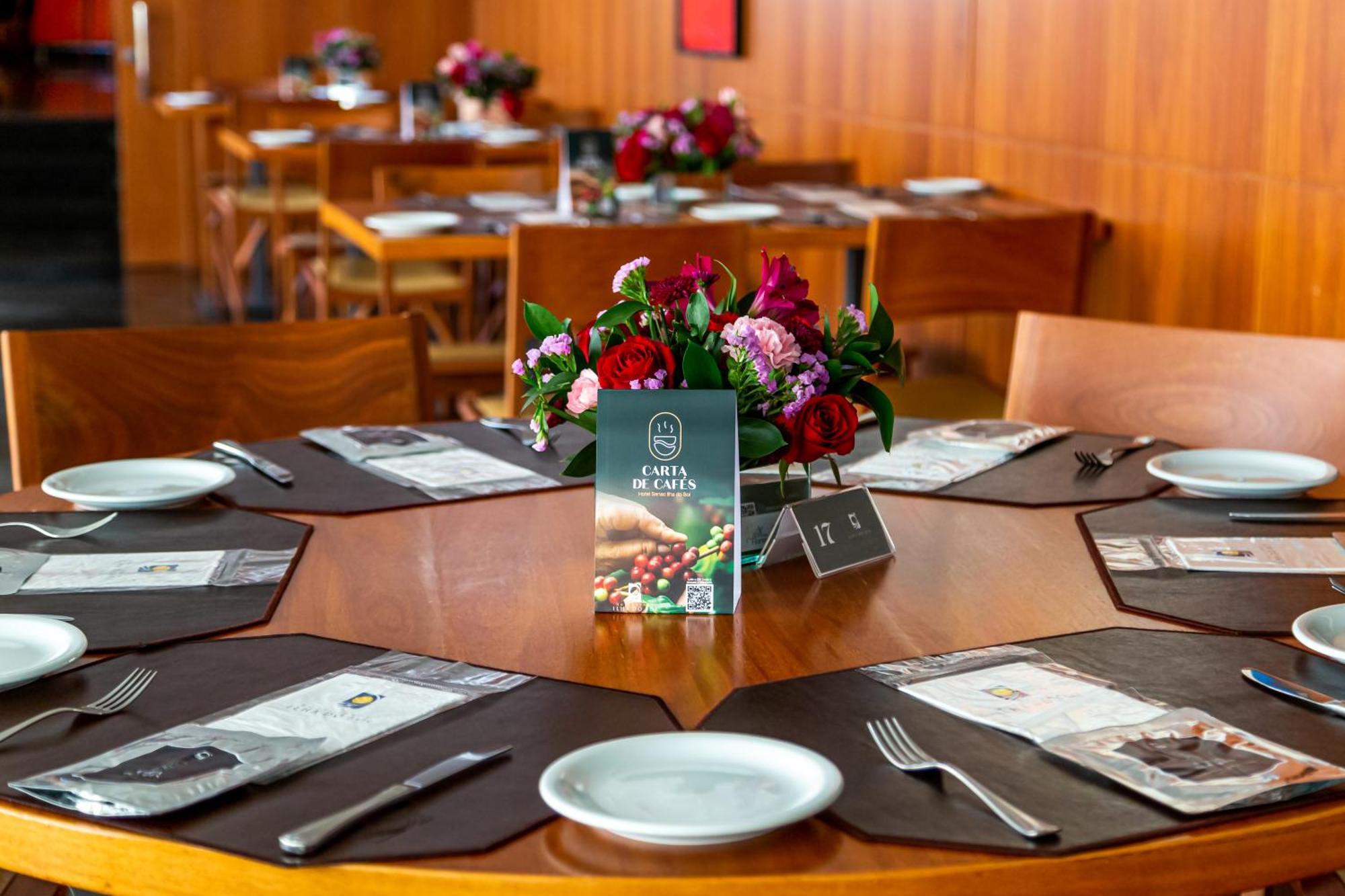 ויטוריה Hotel Senac Ilha Do Boi מראה חיצוני תמונה The dining room at the hotel
