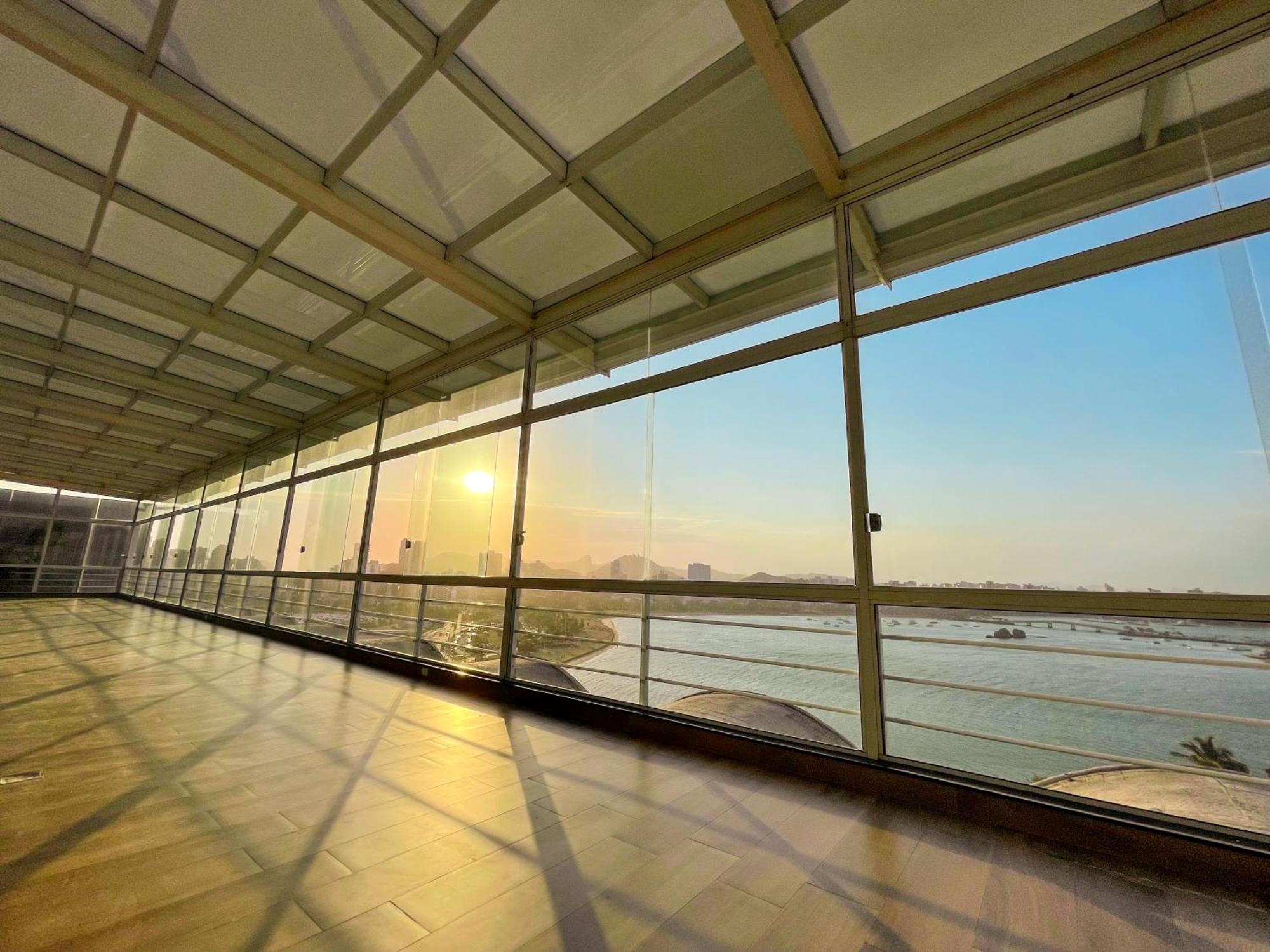 ויטוריה Hotel Senac Ilha Do Boi מראה חיצוני תמונה The interior of the airport