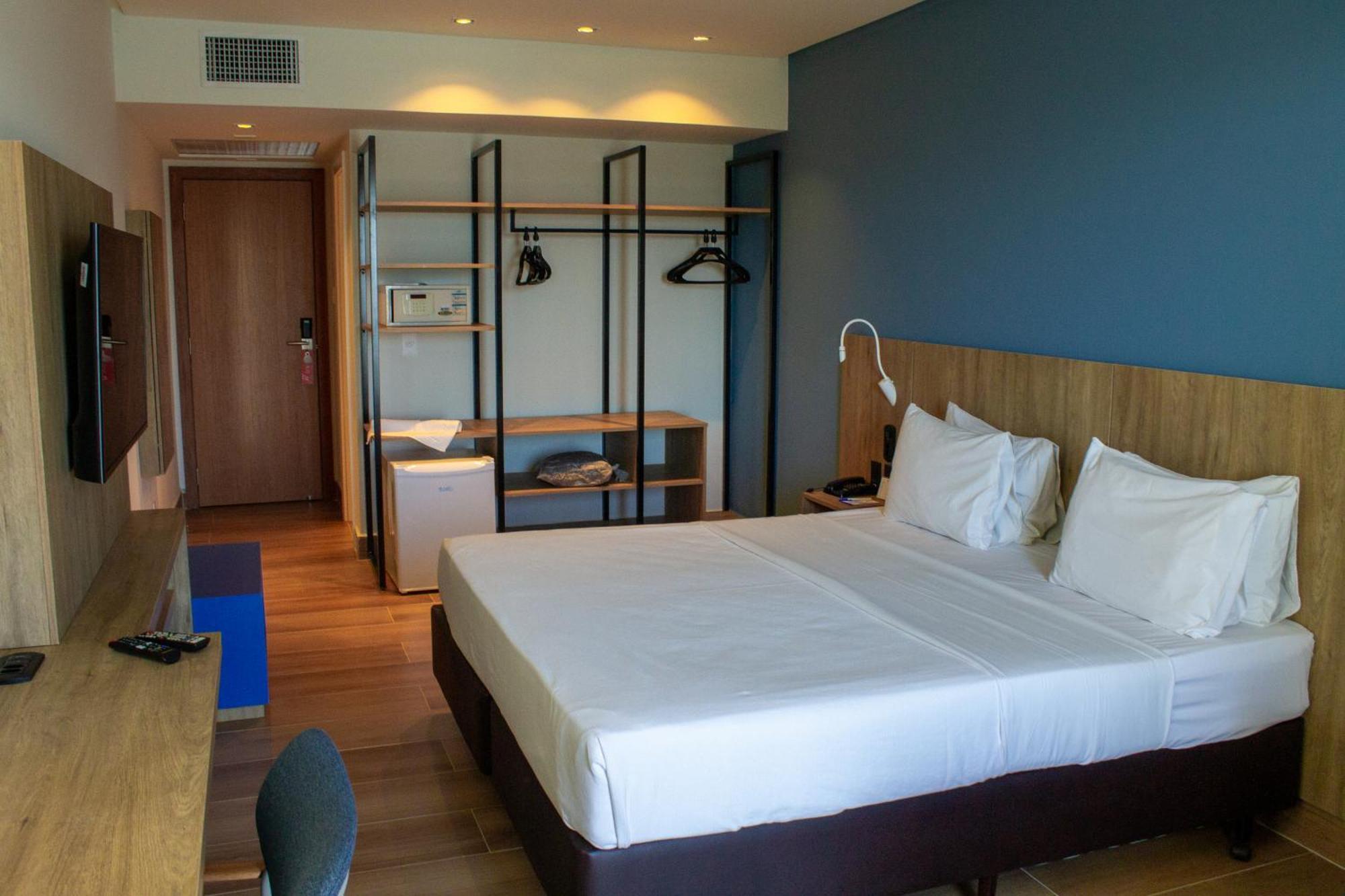 ויטוריה Hotel Senac Ilha Do Boi מראה חיצוני תמונה A room at the hotel