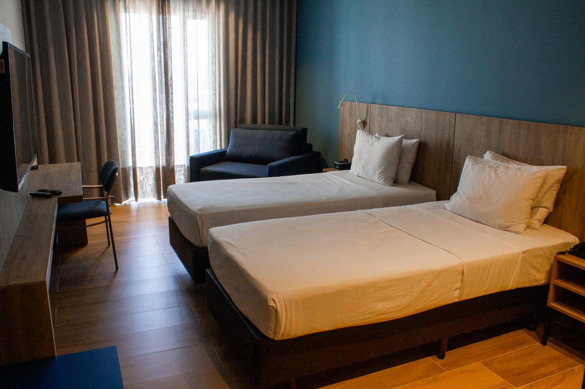 ויטוריה Hotel Senac Ilha Do Boi מראה חיצוני תמונה A room at the hotel